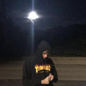 赤裸航空女服务员√视频
