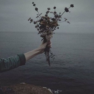 赤裸航空女服务员√视频
